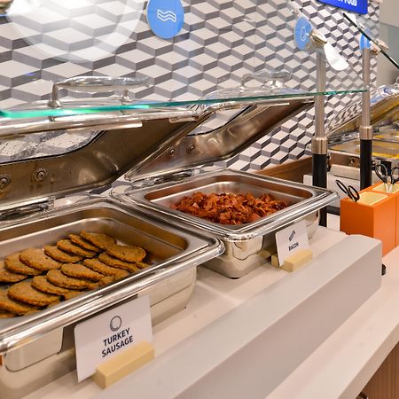 Holiday Inn Express Orlando - South Park By Ihg Williamsburg Ngoại thất bức ảnh